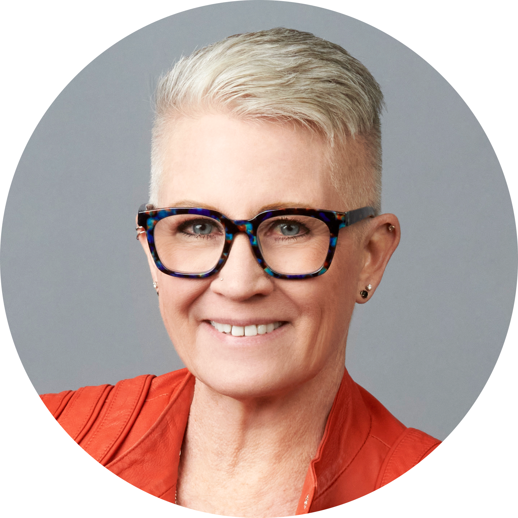 Susan_Lambert_2025_Headshot-round