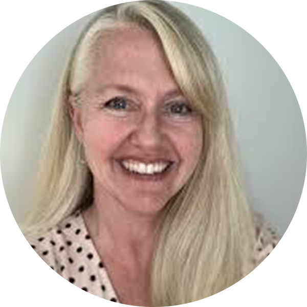 Tara-Hewitt_round